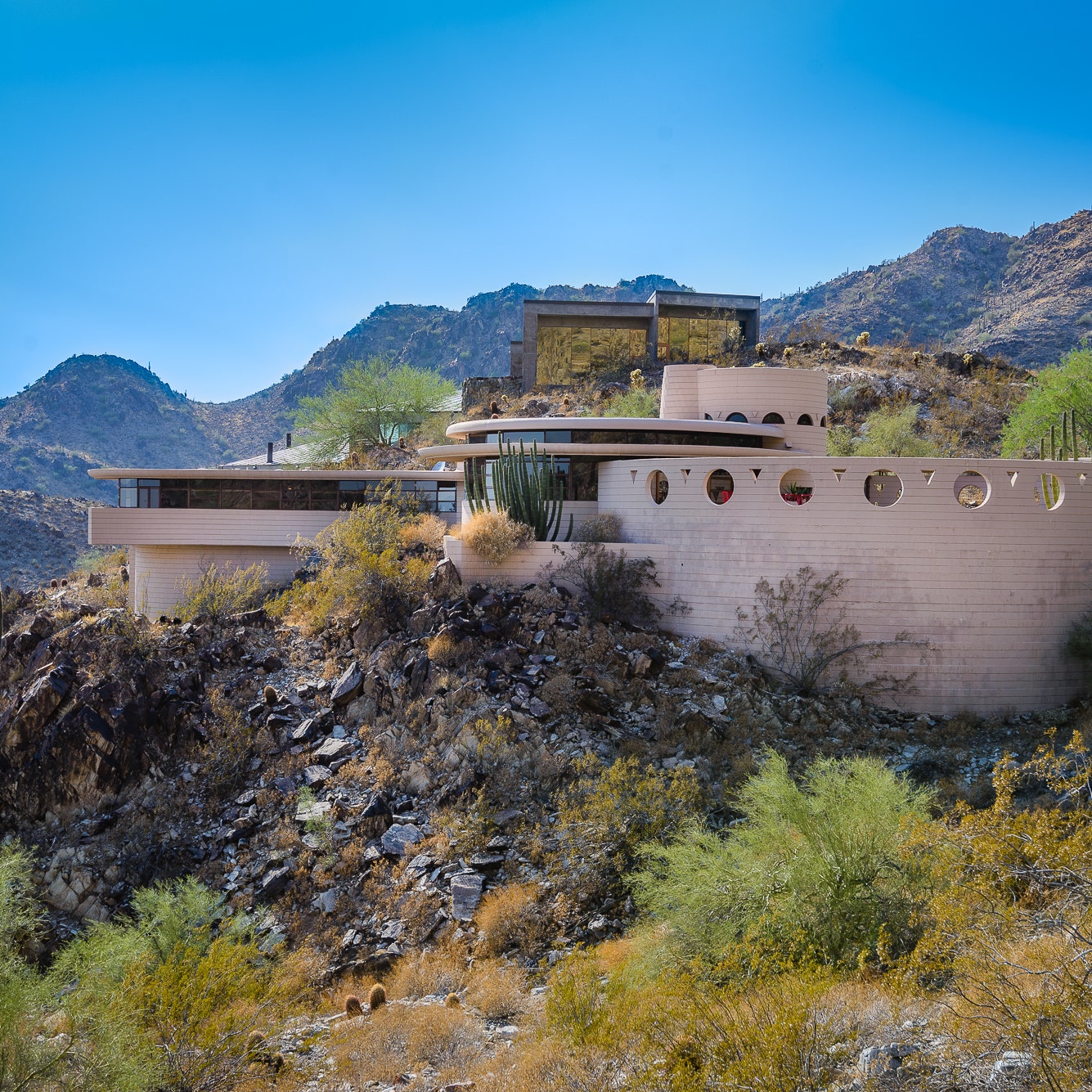 Frank Lloyd Wright’s Final Residential Design Now Can Be Split Up by 6 Owners, Each Paying $1.5 Million